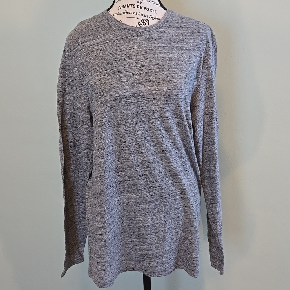 Long sleeve Old Navy tee